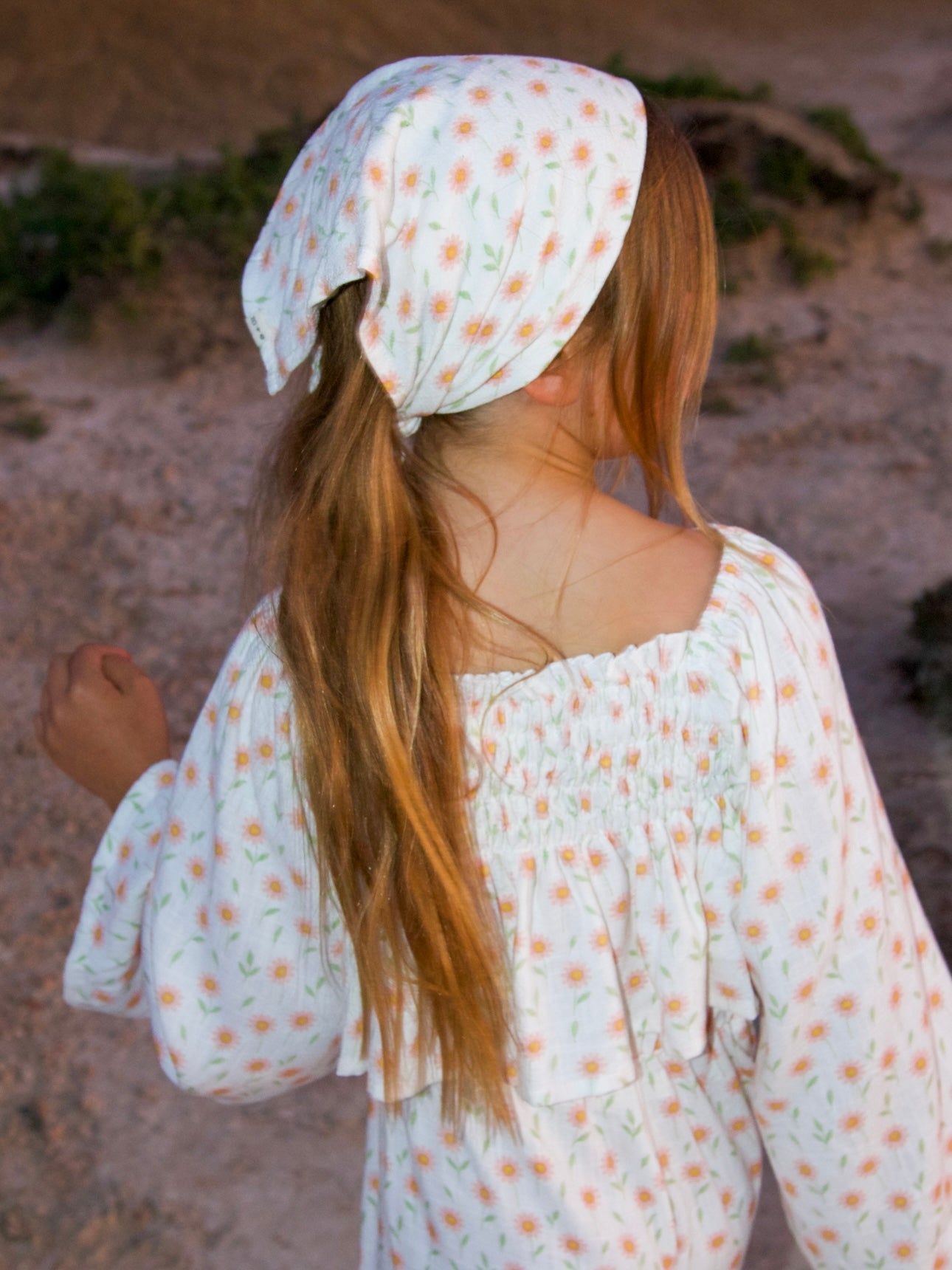 PAPER DAISY LINEN HEADSCARF