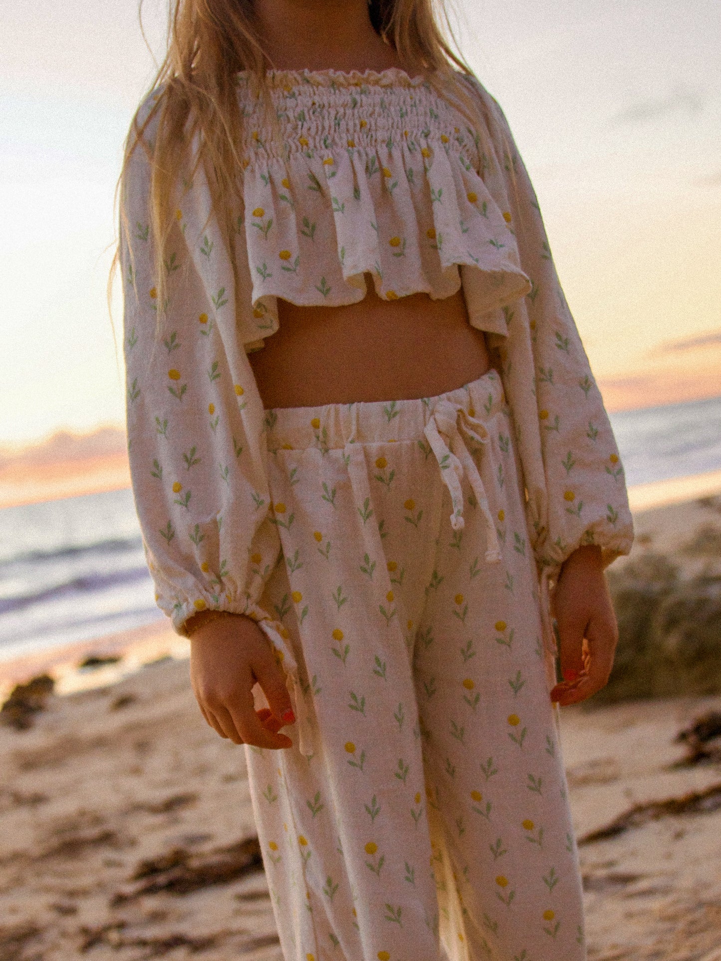 BILLY BUTTON TOP